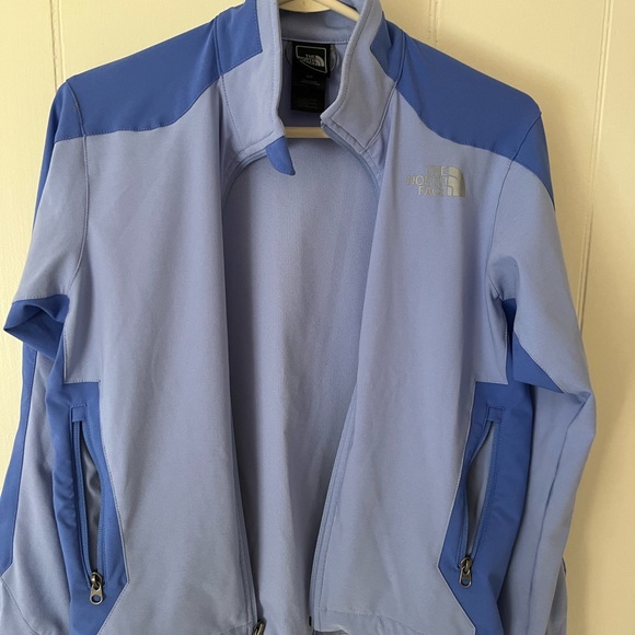 THE NORTH FACE Women's Apex Jacket - Picture 1 of 6